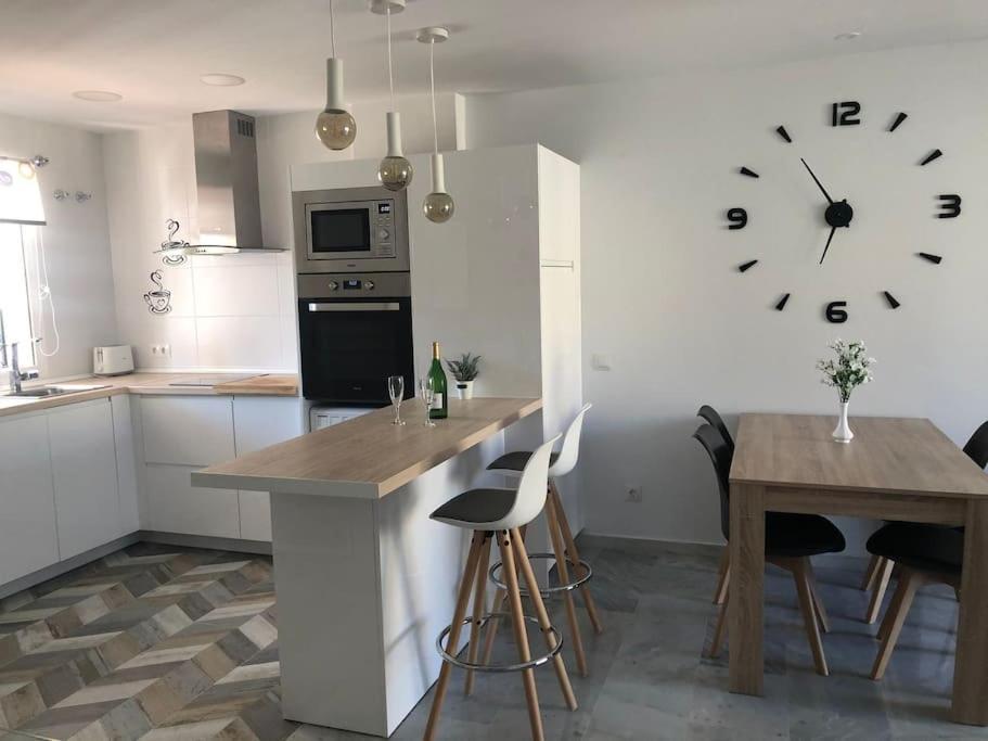 טורמולינוס Encantador Apartamento Residencial Con Piscina מראה חיצוני תמונה
