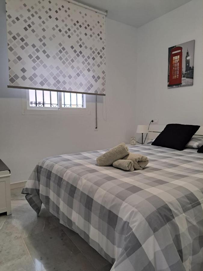 טורמולינוס Encantador Apartamento Residencial Con Piscina מראה חיצוני תמונה